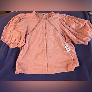 Old Navy pink blouse